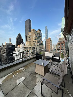 Rented by Olympia House Delaware LP | media 17