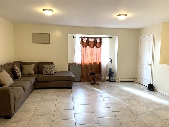 2nd image of 2934 Gerson Ct