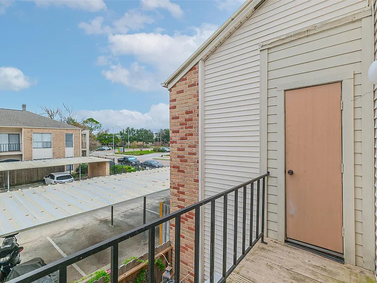 10122 Waterstone Dr — Photo 12