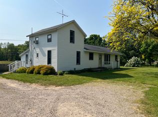 5274 Defield Rd, Coloma, MI 49038