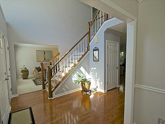 2nd image of 689 Trailwood Ln