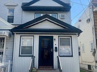 10442 89th Ave, Richmond Hill, NY 11418
