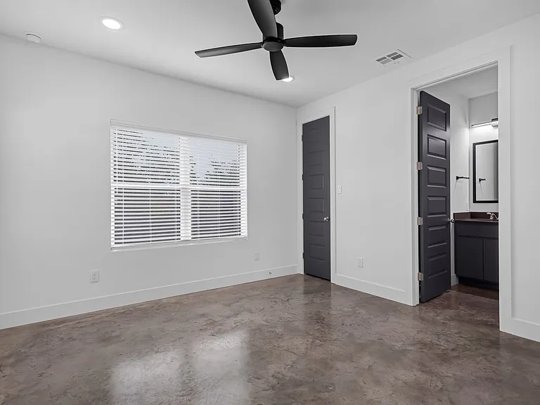 3001 Alpha Wolf Ct — Photo 16
