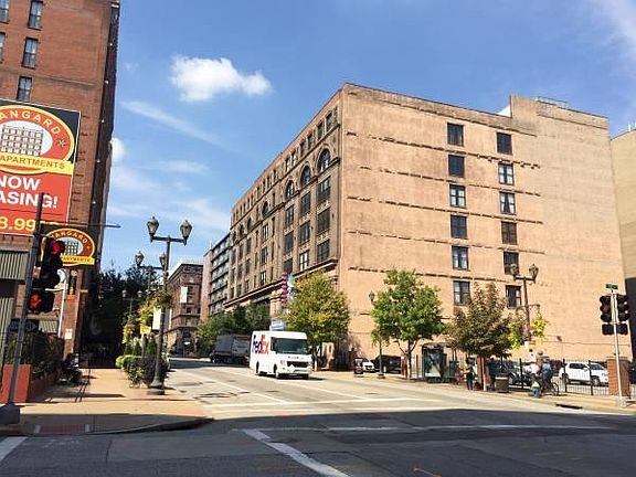 2nd image of 1114 Lucas Ave Unit 412