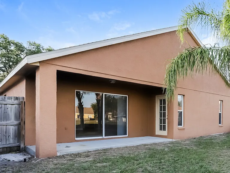 10461 Hallmark Blvd — Photo 15
