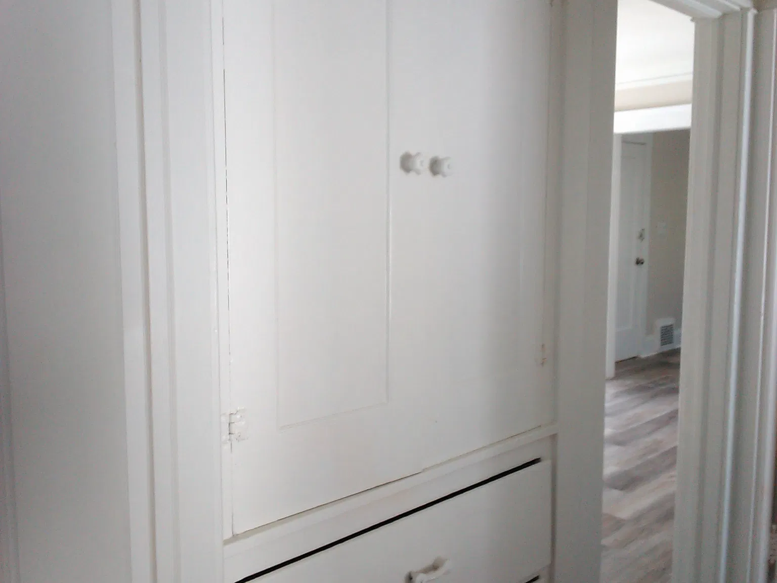 2 bed, 1000 sqft, $1,245 — Photo 2