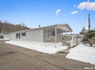 108 Clark Rd TRAILER 10, Naugatuck, CT 06770