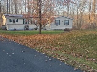 1009 Stillwater Rd, Newton, NJ 07860