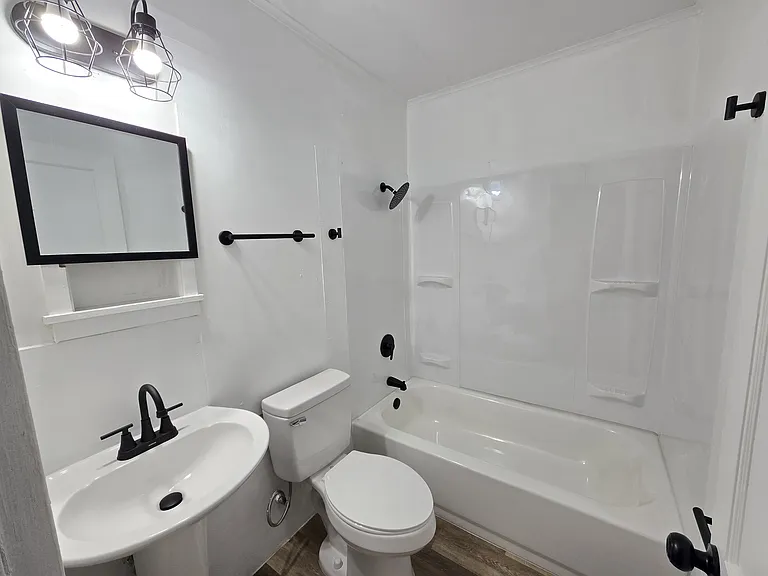 824 E Doddridge Ave #824 — Photo 15