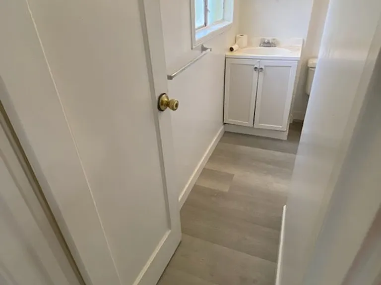 019-224-228 Wilson Ave — Photo 5