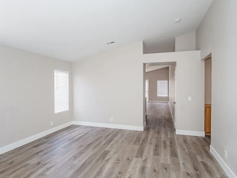 9412 Morehouse Pl — Photo 3