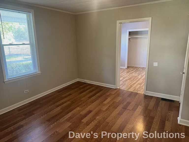 440 Buick St — Photo 11