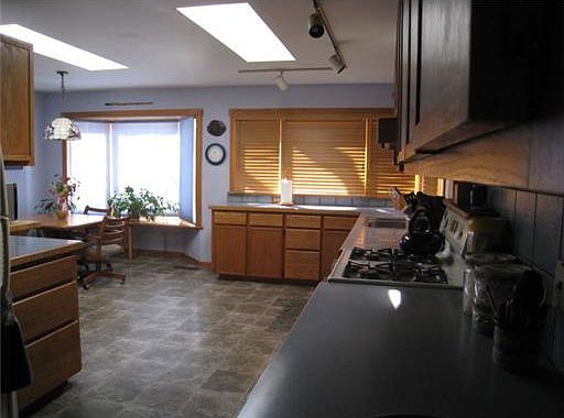 5th image of 1244 E Cedarhill Dr
