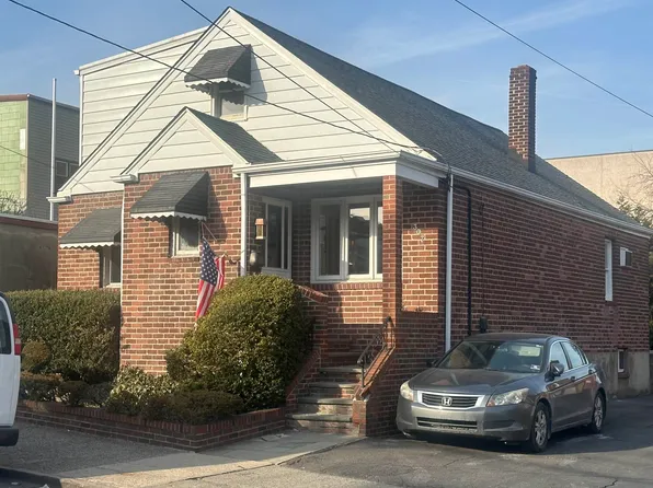 307 De Soto Pl, Fairview, NJ 07022