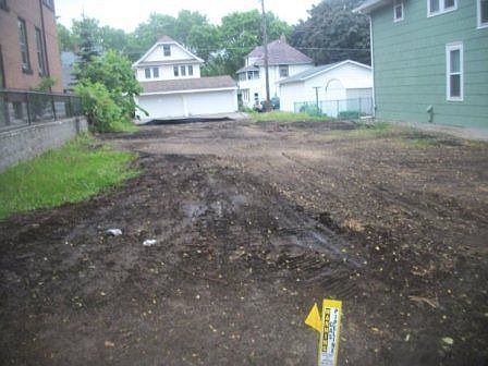 2nd image of 717 Geranium Ave E