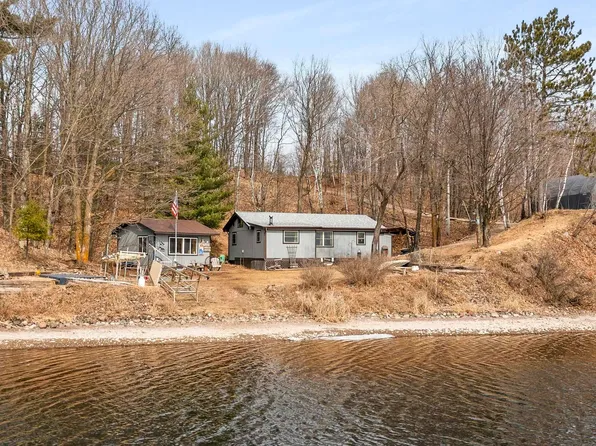 5562 Fish Lake Dam Rd, Duluth, MN 55803