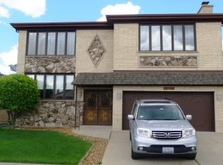 8462 W Castle Island Ave, Chicago, IL 60656