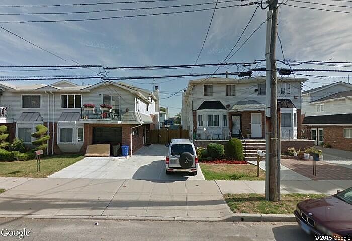 1st image of 1421 E 70th St