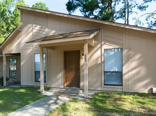 607 Mosswood Ln, Fayetteville, NC 28311