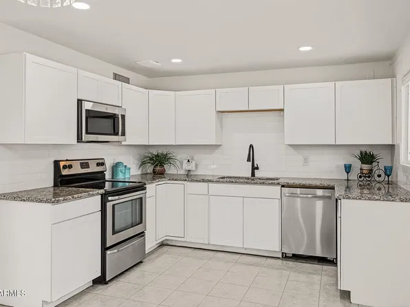 3311 N 37TH Avenue, Phoenix, AZ 85019