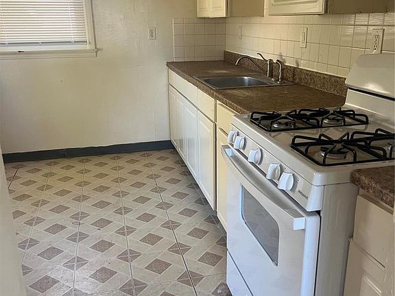 3rd image of 4026 Belfore Dr
