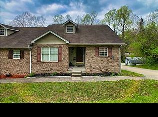 1 Dakota Ests, Saint Albans, WV 25177