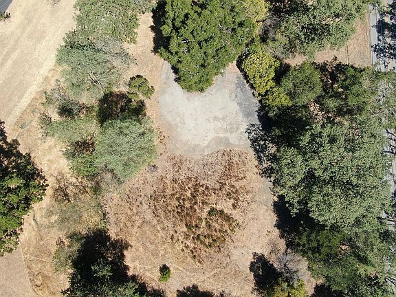 3rd image of 12355 Hilltop Dr