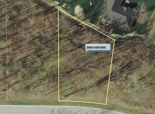 718 Briarwood Ct, Cridersville, OH 45806