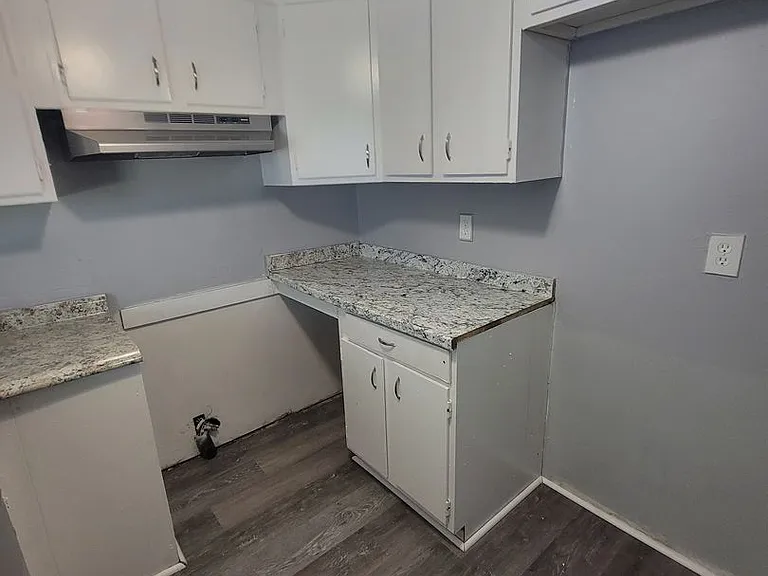 225 W McDowell Rd — Photo 56