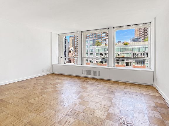 3rd image of 300 E 33rd St APT 9F