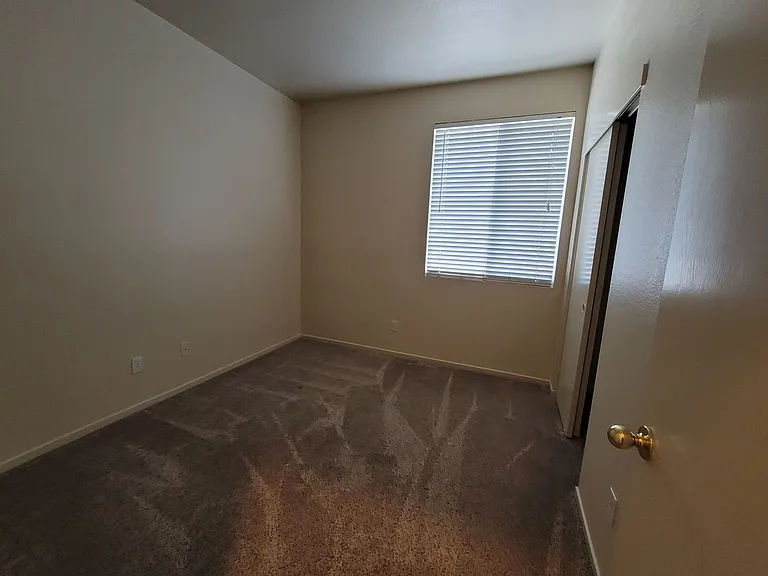 3118 Midway Island St — Photo 6