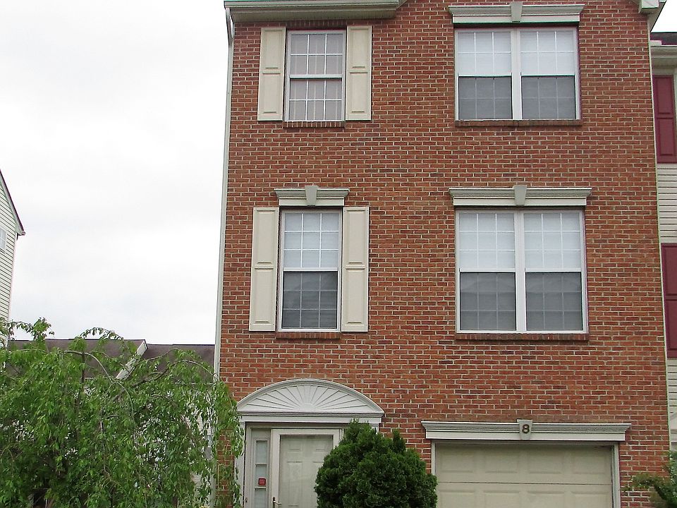 1st image of 8 Kerry Ct