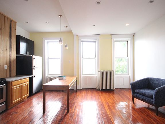 2nd image of 1885 Dekalb Ave #2C
