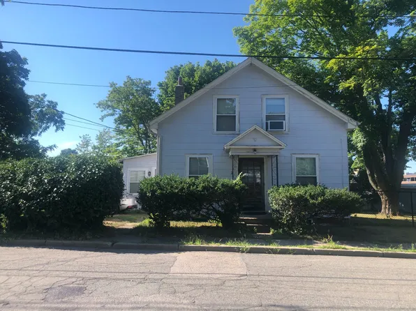 2 Ashland St, Newburyport, MA 01950