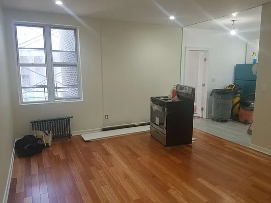 Rented by Brown Harris Stevens | media 21