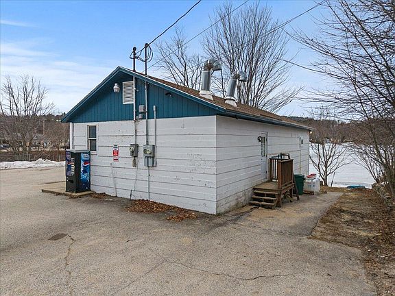 5th image of 8 Emery Corner Road