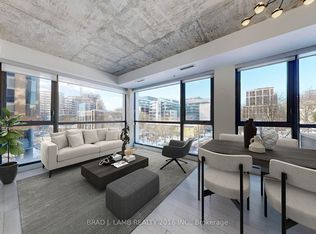 39 Brant St #424, Toronto, ON M5V0M8