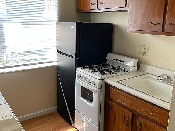 5th image of 2315 Ohio Ave APT 3