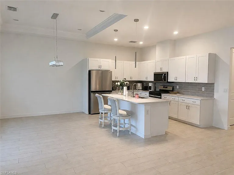 14866 Loggerhead Dr — Photo 5