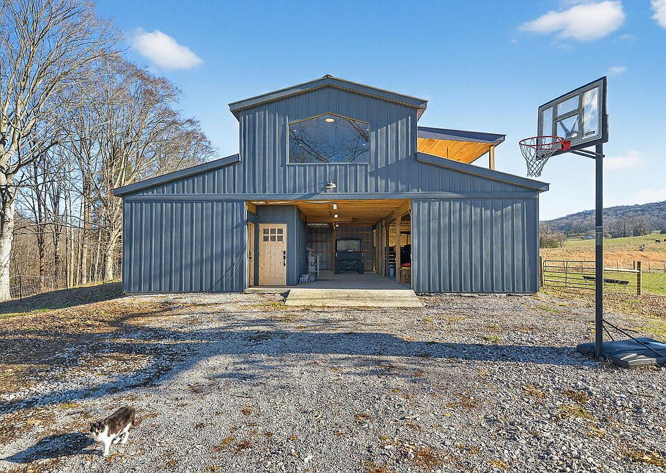 1st image of 8225 Red Hill Rd