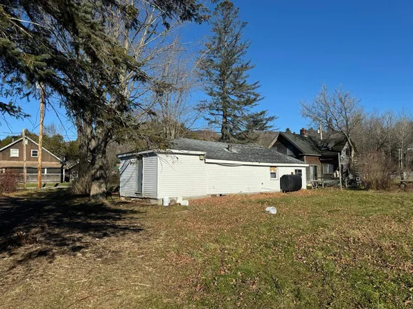 31 Meadow Street, Brighton, VT 05846