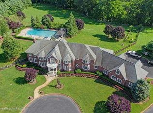 6 Wyndcrest Ct, Colts Neck, NJ 07722