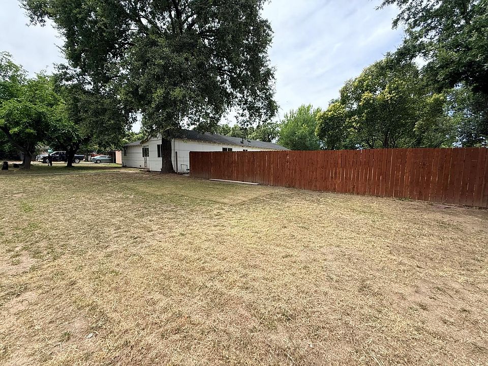 1st image of 4721 Palomino Ln