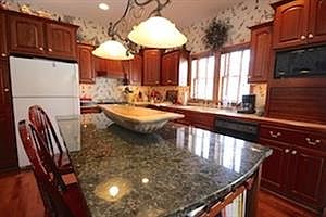 2nd image of 8415 Canterbury Dr #8415