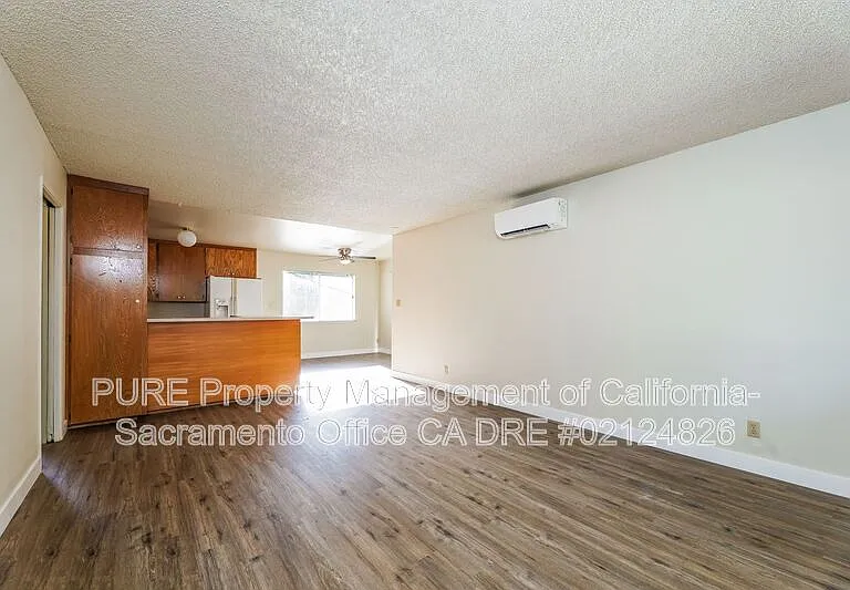 4525 Pennsylvania Ave #B — Photo 38