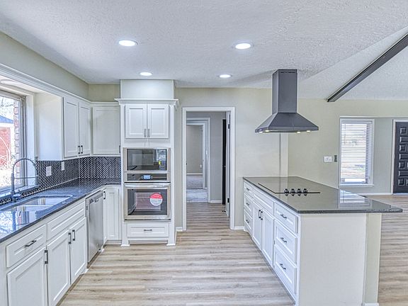 5th image of 916 Schulze Dr