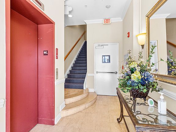 2nd image of 196 Cedar St APT 2A