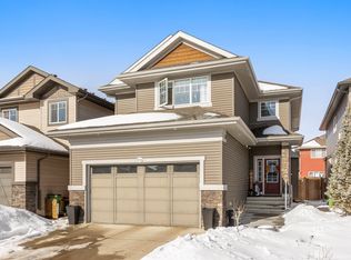 7034 172a Ave NW, Edmonton, AB T5Z 0M9