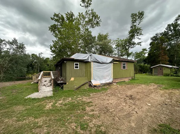 20 Rollins Ln, Alderson, WV 24910