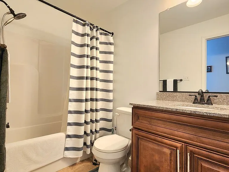 232 Woodview Ave — Photo 12